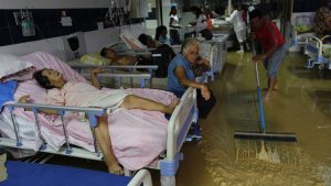 La Oficina para la Coordinación de Asuntos Humanitarios es la que debe traer los medicamentos