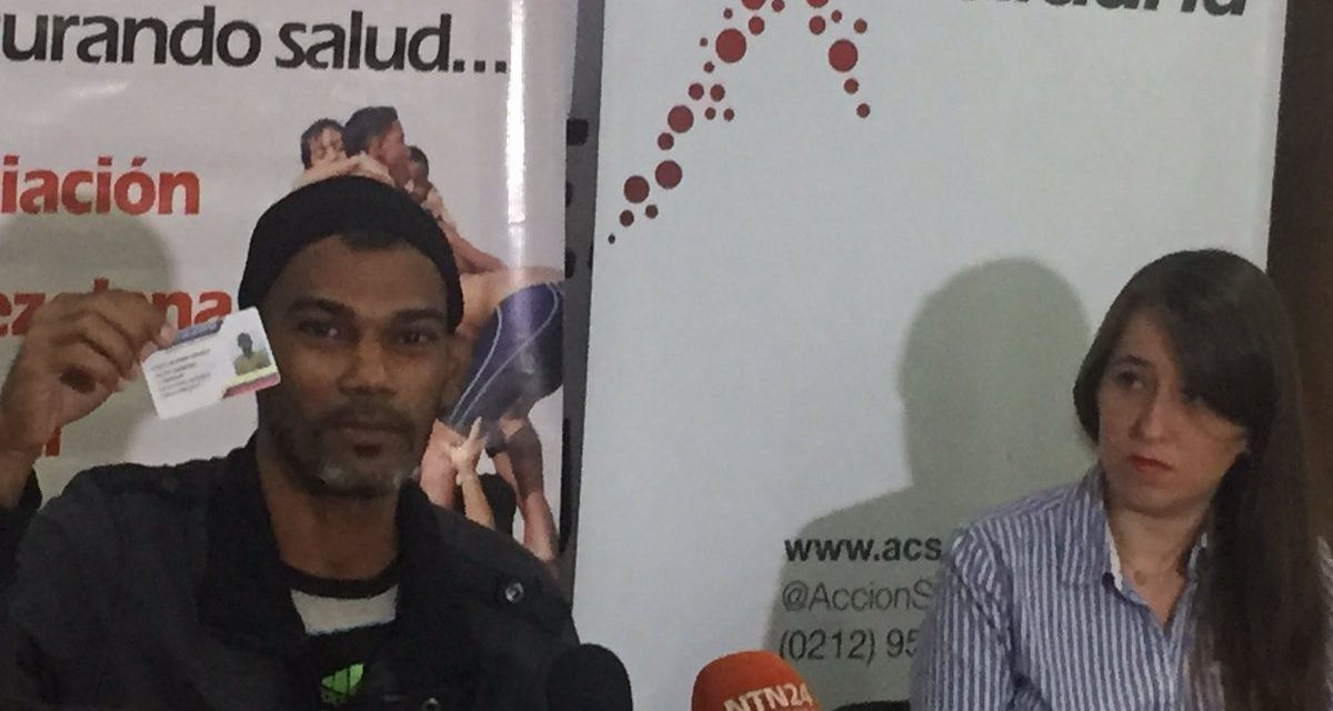 Hernández es revolucionario pero denuncia que gobierno no le ha apoyado con su tratamiento