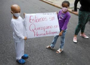 Desde hace un mes los niños del J.M de Los Ríos no reciben quimioterapia