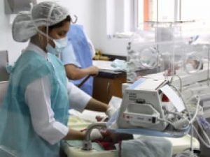Las áreas de Pediatría de los hospitales cierran por la emergencia humanitaria